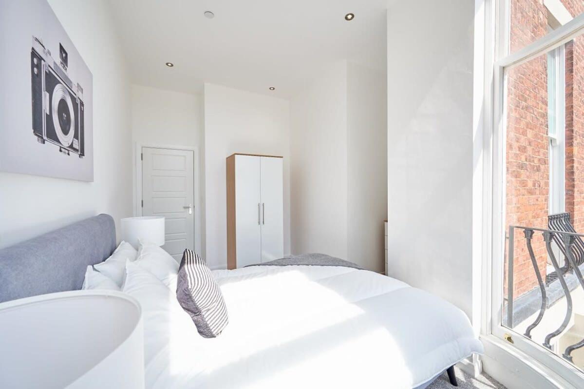 Modern 2 Bedroom Apartment In Preston Preston  Kültér fotó